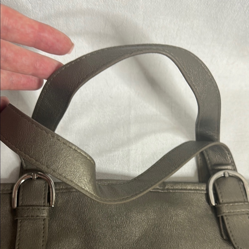 NWOT Vince Camuto Gray Tote Bag - Picture 3 of 7